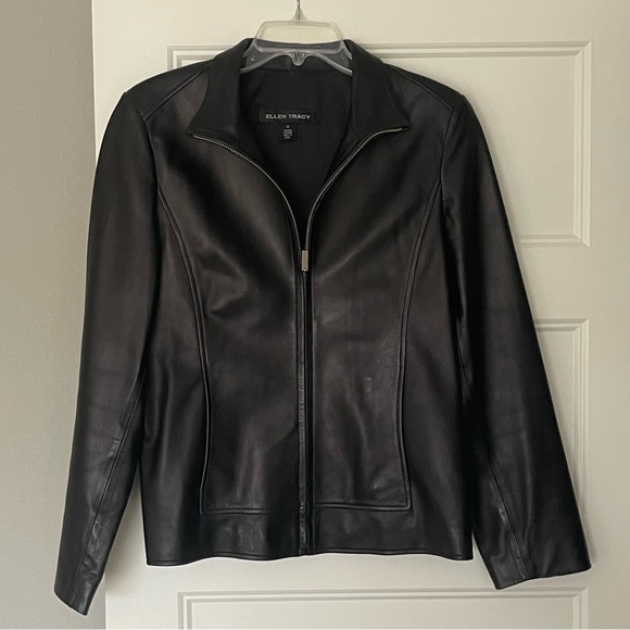 BNWT Ellen Tracy Women’s Leather Jacket Medium MSRP $650 - Picture 2 of 5